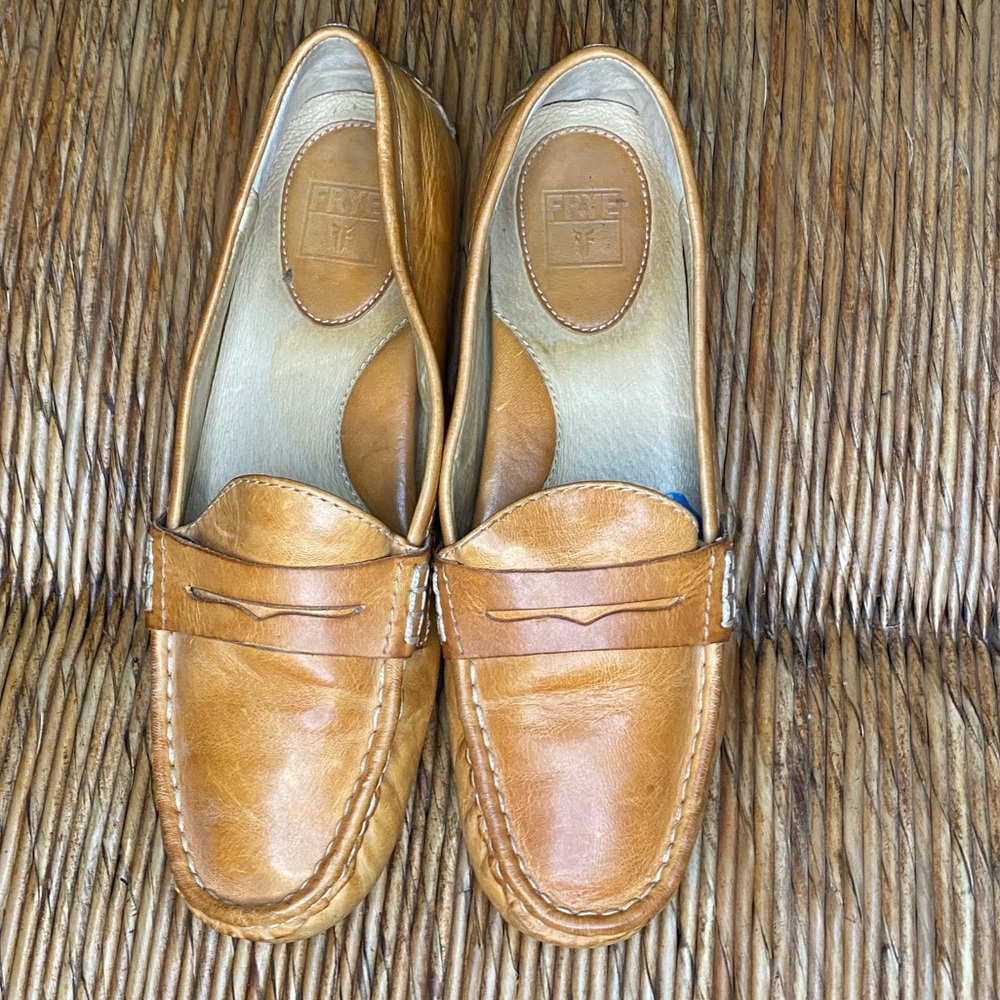 Frye Rebecca Penny Loafer Leather Driving Shoes 8M